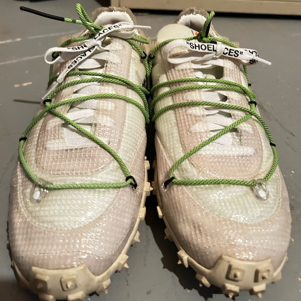 (OFF WHITE) NIKE WAFFLE RACER